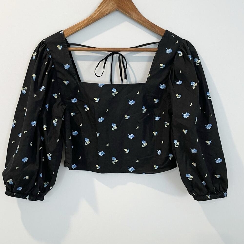 H&M Floral Crop Top Black Blue Size 8 EUC